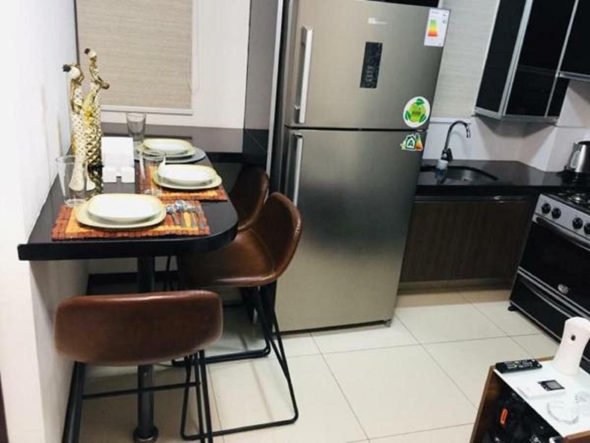 Hermoso y Único Apartamento Moderno, en pleno centro de Santa Cruz, con Netflix Wi-Fi de 60 MB, Estacionamiento Gratis y AC en todos los ambientes Santa Cruz de La Sierra Exterior foto